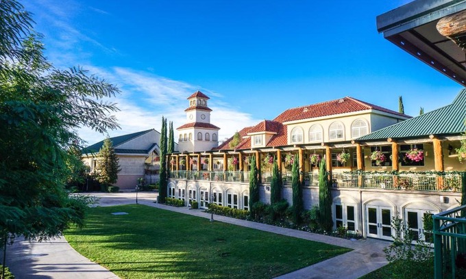 Temecula Complejo | South Coast Winery Resort & Spa