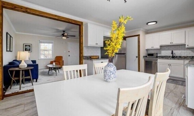 Southeast Raleigh Casa | South Raleigh GEM Minutes to DT Raleigh