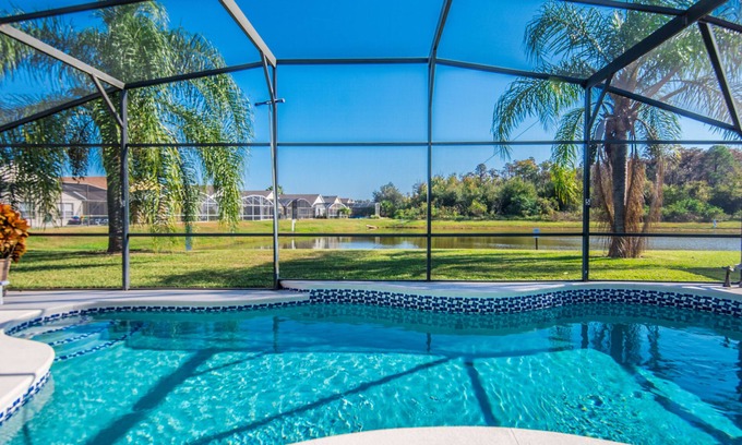 Eagle Pointe South Casa | South EAST Facing Pool, LAKESIDE, 3 Br-2 Bath, 10 Min To Disney, MODERN.