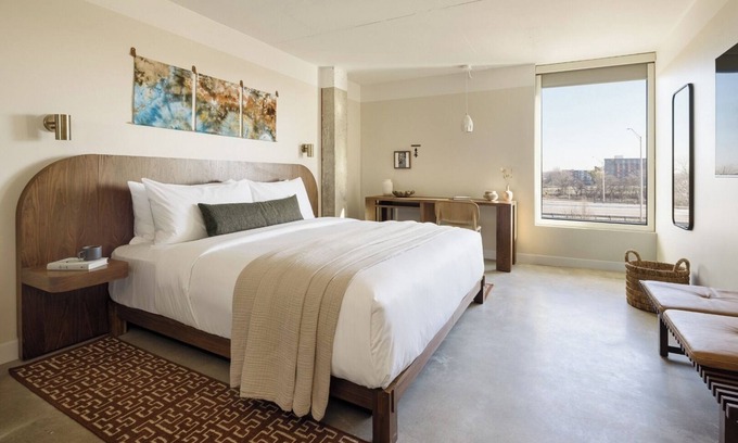 East Bank Hotel | Southern Charm Retreat in Drift Nashville - Standard Unit with Vintage Decor