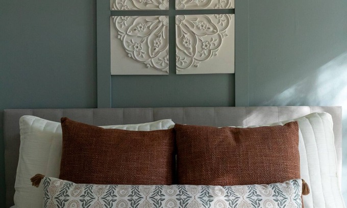 Lansing Casa | Southern Comfort Cottage in the City