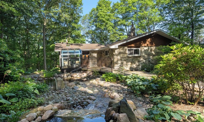 Door County Casa | Southern Door-Waterfront Bayview Bliss Bungalow