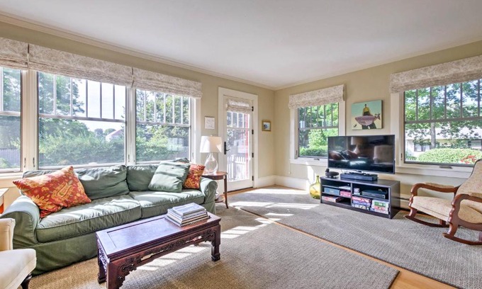 Southwest Harbor Casa | Southwest Harbor Home-3 Min to Acadia Natl Park