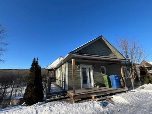 Prevost Chalet De Esquí | Spa & River - Berges de la Riviere-du-Nord 20