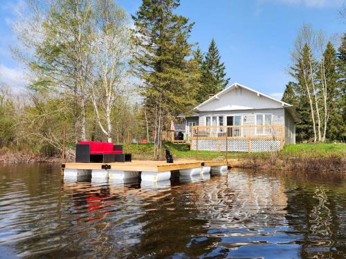 Kiamika Casa | Spa & Waterfront - L'Escapade du Nord