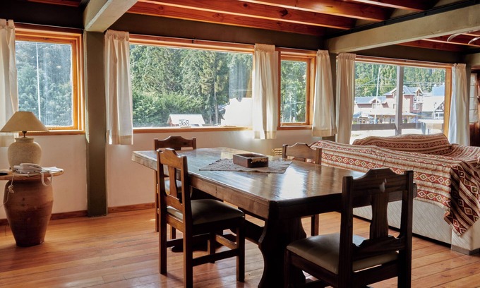 San Martín de los Andes Apartamento | Amplio y confortable Departamento Ñivinco