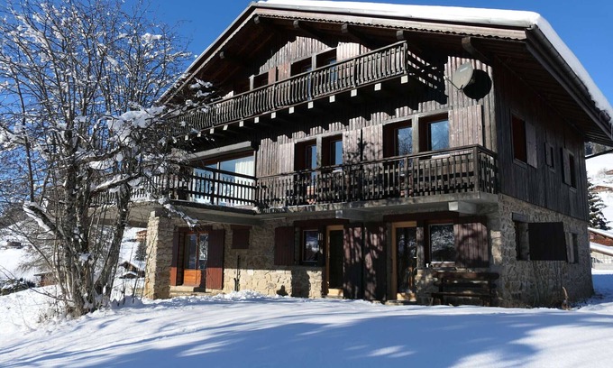 Notre-Dame-de-Bellecombe Chalet De Esquí | Chalet amplio 8 habitaciones, 14 personas, cerca de pistas, con aparcamiento