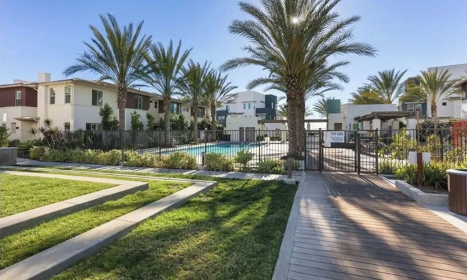Otay Ranch Casa | Spacious 2 bed/2.5 bath Townhome in Otay Ranch, Chula Vista