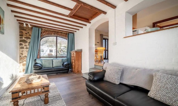 Widemouth Bay Casa | Spacious 2 Bedroom Holiday Cottage nr Bude