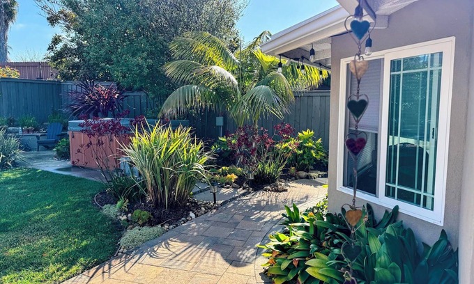 Bay Ho Casa | Spacious 3 bed house with hot tub, outdoor oasis, near bay, beaches, fun!