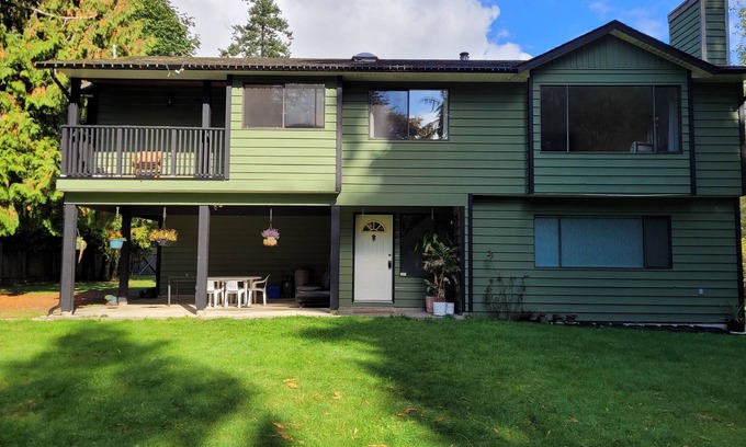 Gibsons Casa | Spacious 3 bedroom house