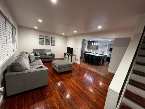 Ewing Casa | Spacious 3 BR Ewing Home -Quiet
