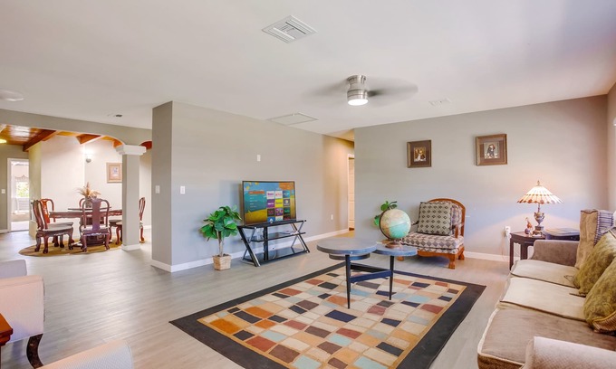 Clairemont Casa | Spacious 3BR 2Bth Home w/ Backyard, Garage & Garden - Only 10 Mins from Downtown