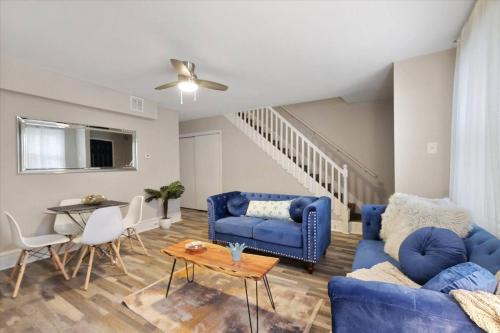 Gayborhood Apartamento | Spacious 3br In Center City