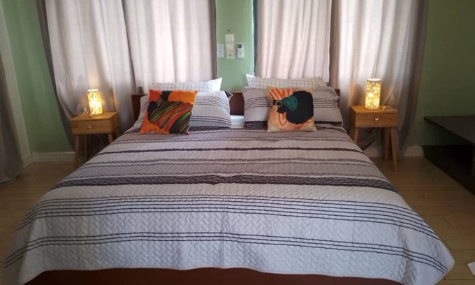 Porto-Novo Casa | Spacious 4-bedroom townhome with AC and WiFi in fabulous Porto-Novo