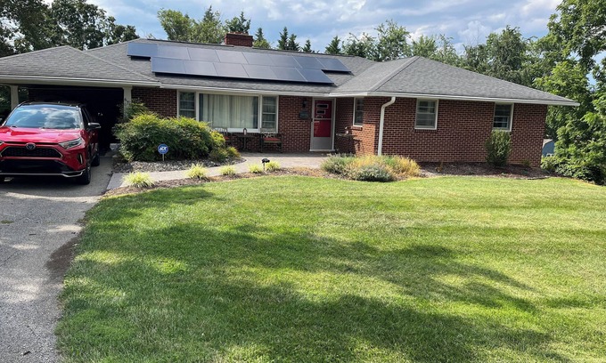 Christiansburg Casa | Spacious 4-BR House Close to Everything in Christiansburg, Blacksburg & Radford