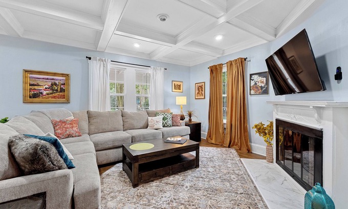 Harrisburg Casa | Spacious 4BD Augusta Retreat Near the Masters! BBQ, games, fully stocked kitchen