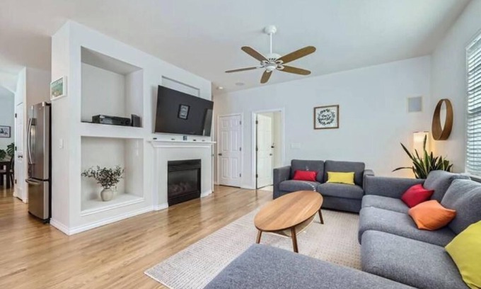 Lafayette Casa | Spacious 4BDR Retreat in Lafayette