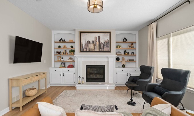 Waukee Casa | Spacious 4BR Home WiFi Family-Friendly Waukee