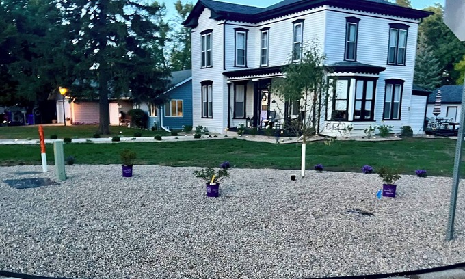Spirit Lake Casa | Spacious 5-bedroom house in awesome Spirit Lake with WiFi, AC