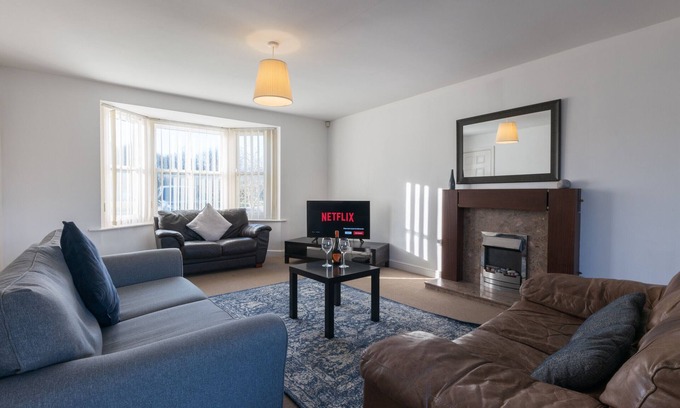 Cornforth Casa | Spacious 6 bed House - Perfect for Families