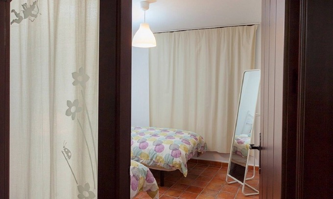 Ardales Apartamento | AMPLIO Y CÓMODO APARTAMENTO A 7 KM DE EL CAMINITO DEL REY Y WIFI GRATIS