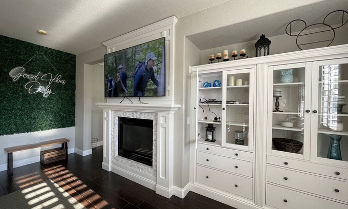 Sparks Casa | Spacious and Modern 4 bed 2.5 bath home, 3000 sq feet home for Monthly Rental