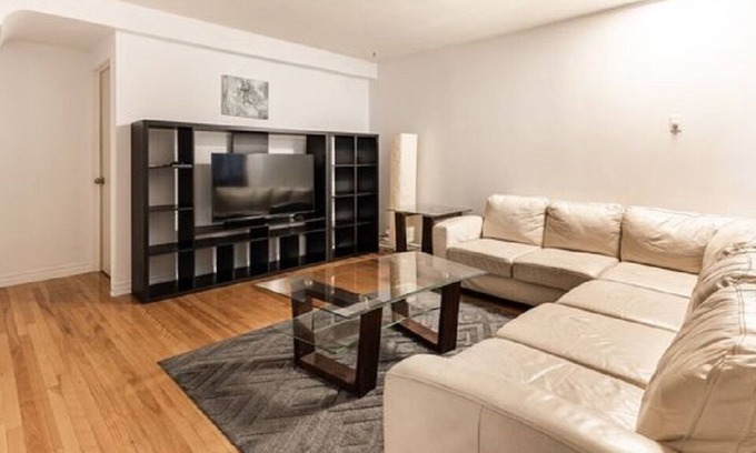 Latin Quarter Apartamento | spacious apartment well situated-4BR,2BT