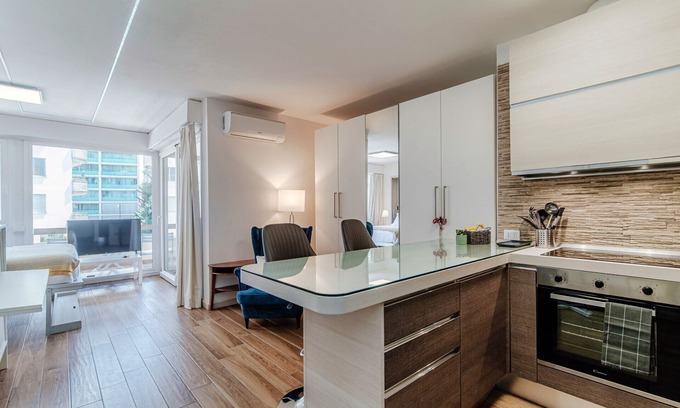 Paradiso Apartamento | Spacious apartment with Terrace (Terrazza Paradiso)