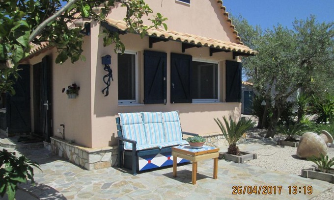 Messini Casa | Spacious chalet on a plot of 4000m2 with fruit trees near the beach in Messinia