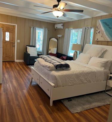 Tallahassee Casa | Spacious comfortable Studio Unit