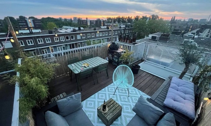 Amsterdam West Apartamento | Spacious & Comfy Designer Appartement with Sunny Rooftop