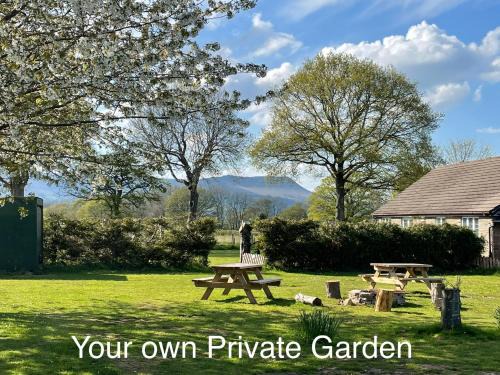 Longtown Casa | Spacious Cottage - Sleeps 4 - in the Black Mountains