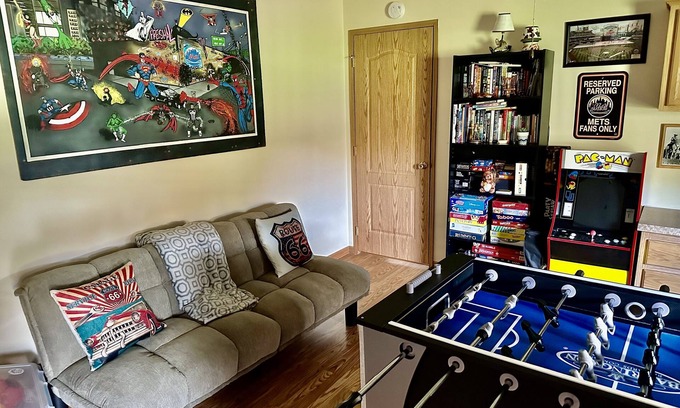 Cairo Cabaña | Spacious Cozy Getaway in the Catskills: King bed/ Game Room