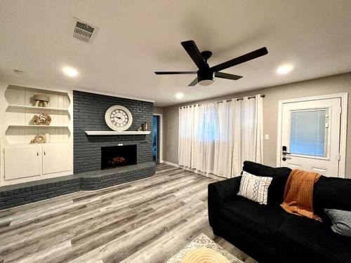 Ederville Casa | Spacious/Cozy home in Fort Worth