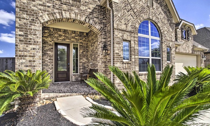 Cypress Casa | Spacious Cypress Home in Fairfield Community!