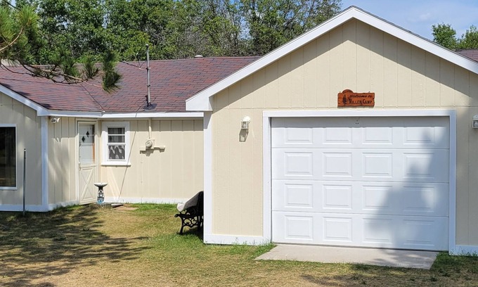Luzerne Cabina | Spacious Four Bedroom Cabin for Northern Escape