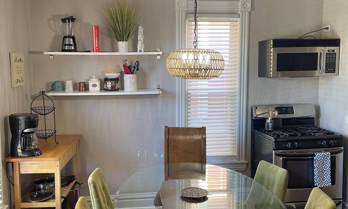 St. Paul Apartamento | ¡El hogar es donde está el corazón, espacioso retiro grupal!