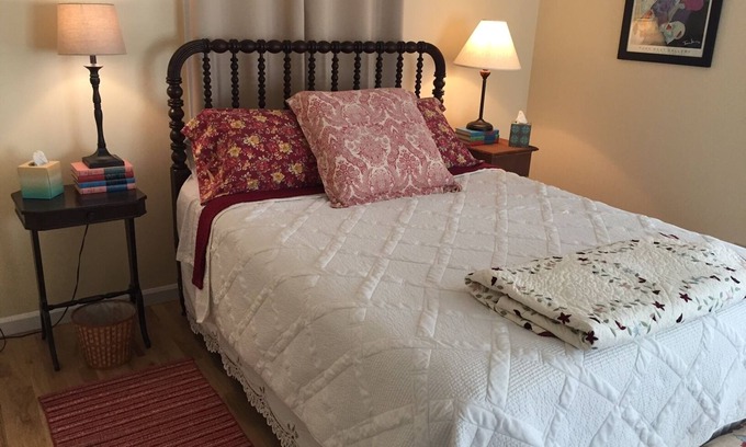 Historic Railroad District Casa | Spacious Historic House one block to downtown in fun neighborhood!