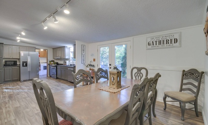 Nellysford Casa | Spacious Home: 10 Miles to Wintergreen Resort!