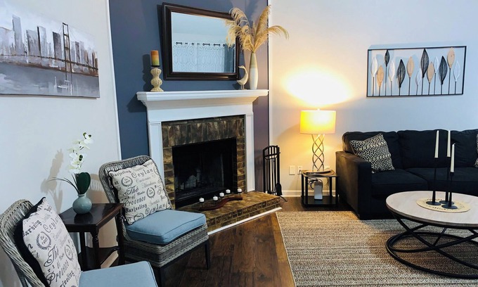 Gracewood Casa | Spacious Home with parking in Augusta & Fort Eisenhower