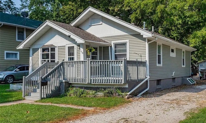 Des Moines Casa | Spacious house in the heart of Des Moines , Iowa