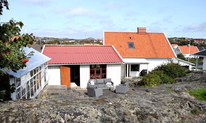 Skaerhamn Chalet De Esquí | Spacious house near the sea in Skärhamn | SE09149