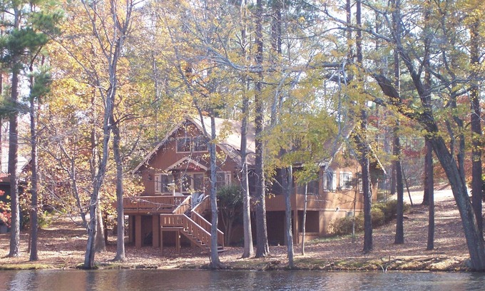 Pine Mountain Chalet De Esquí | Amplio Chalet frente al lago cerca de Callaway Gardens (1 milla) y Roosevelt State Park