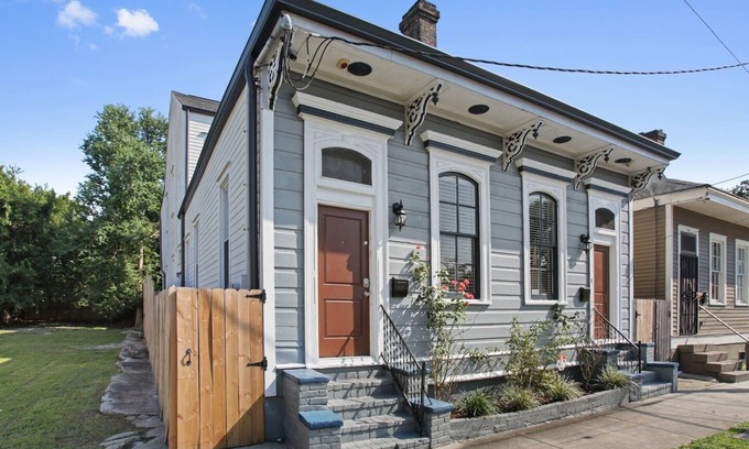 Tulane - Gravier Casa | Spacious Mid-City Victorian 1 – Near Streetcar & FQ!