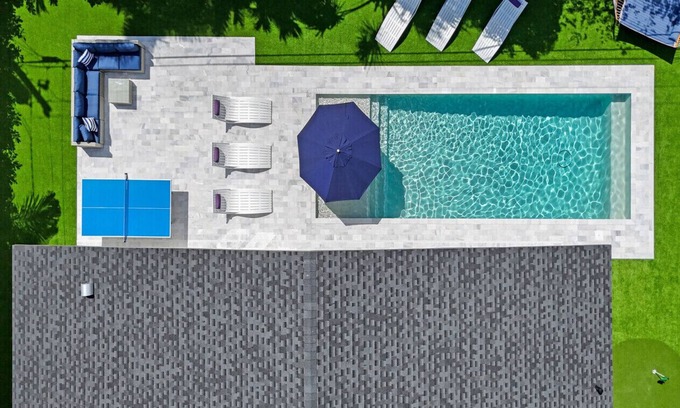 Tropic Palms Casa | Spacious New 4BR Mins to Beach