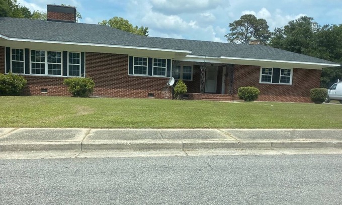 Lumberton Casa | Spacious, Newly Renovated 3BR Gem in Lumberton