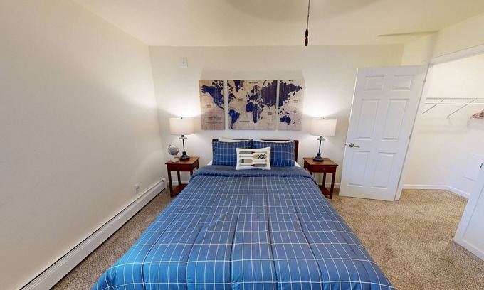 Janesville Apartamento | Spacious One Bedroom Serviced Apartment