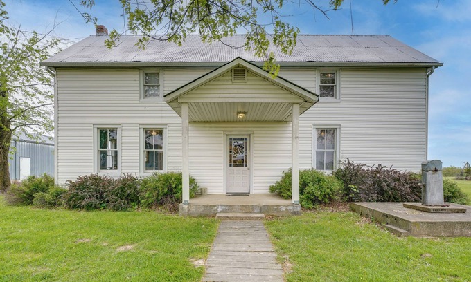 Rosebud Casa | Spacious Owensville Getaway w/ Winery On-Site!