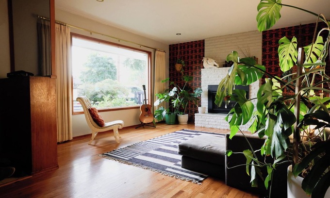 Milwaukie Casa | Spacious Ranch in Charming Milwaukie-1 mile from Sellwood